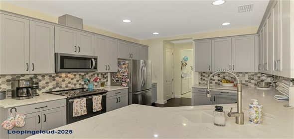 4500 CHINKAPIN DRIVE Sarasota Florida, 34232 | Beautiful Townhouse