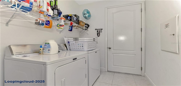 4500 CHINKAPIN DRIVE Sarasota Florida, 34232 | Beautiful Townhouse