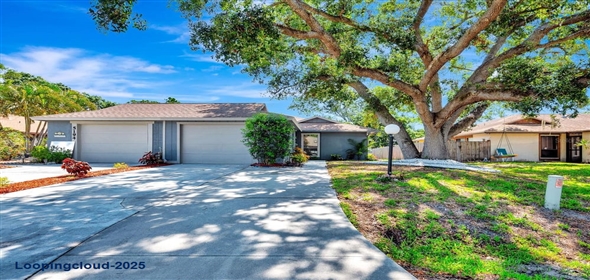 5192 CEDAR HAMMOCK LANE Sarasota Florida, 34232 | Fully Renovated Home