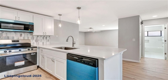 5192 CEDAR HAMMOCK LANE Sarasota Florida, 34232 | Fully Renovated Home