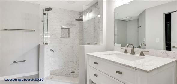 5192 CEDAR HAMMOCK LANE Sarasota Florida, 34232 | Fully Renovated Home