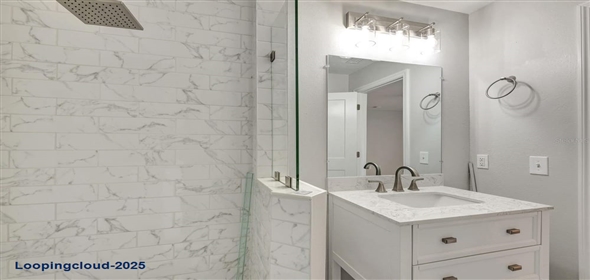 5192 CEDAR HAMMOCK LANE Sarasota Florida, 34232 | Fully Renovated Home