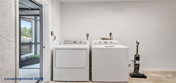 5192 CEDAR HAMMOCK LANE Sarasota Florida, 34232 | Fully Renovated Home