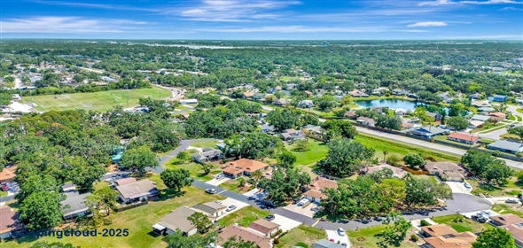 5192 CEDAR HAMMOCK LANE Sarasota Florida, 34232 | Fully Renovated Home