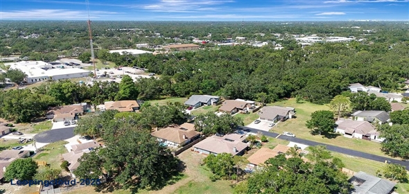 5192 CEDAR HAMMOCK LANE Sarasota Florida, 34232 | Fully Renovated Home