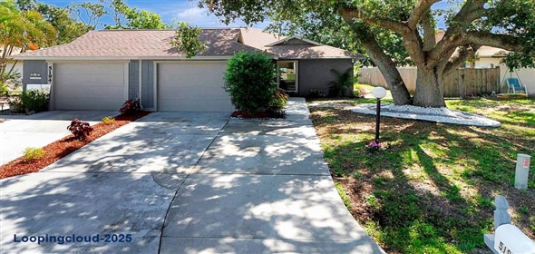 5192 CEDAR HAMMOCK LANE Sarasota Florida, 34232 | Fully Renovated Home