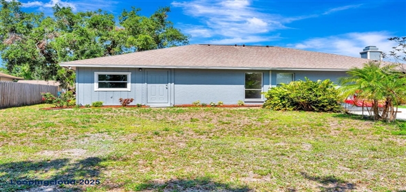 5192 CEDAR HAMMOCK LANE Sarasota Florida, 34232 | Fully Renovated Home