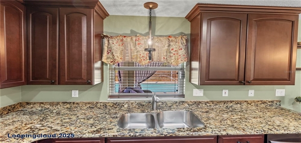 4758 BREEZY PINES BOULEVARD Sarasota Florida, 34232 | Exceptional Value in Sarasota