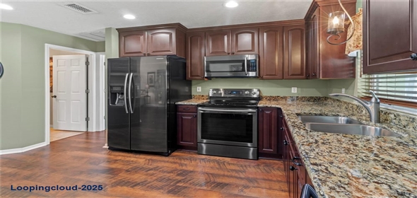 4758 BREEZY PINES BOULEVARD Sarasota Florida, 34232 | Exceptional Value in Sarasota