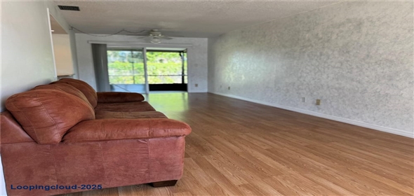 306 BARLOW AVENUE #77 Sarasota Florida, 34232 | Prime Location in Sarasota