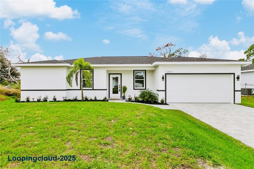 Charming Single-Family Gem Near the Gulf