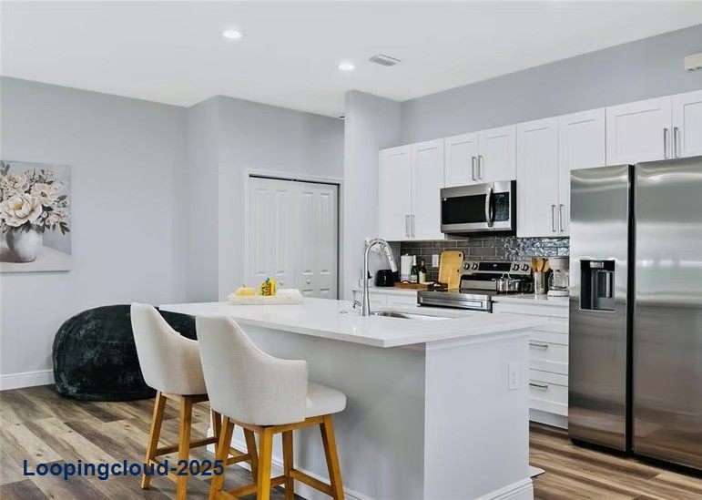 Charming Single-Family Gem Near the Gulf