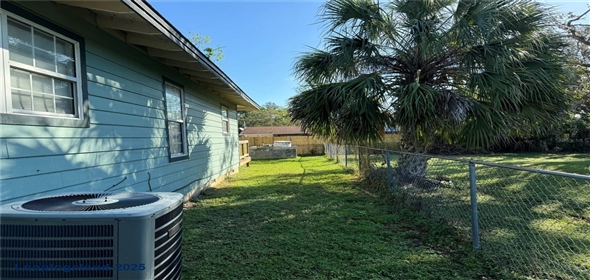 847 HAND AVENUE Sarasota Florida, 34232 | Charming Home