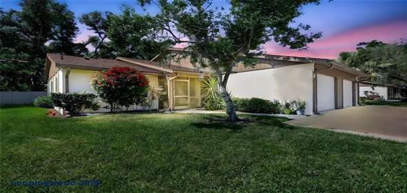 4722 OAK HILL LANE #44 Sarasota Florida, 34232 | Beautiful Home in Sarasota