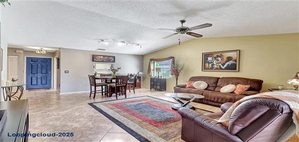 4722 OAK HILL LANE #44 Sarasota Florida, 34232 | Beautiful Home in Sarasota
