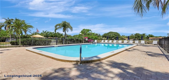 4722 OAK HILL LANE #44 Sarasota Florida, 34232 | Beautiful Home in Sarasota