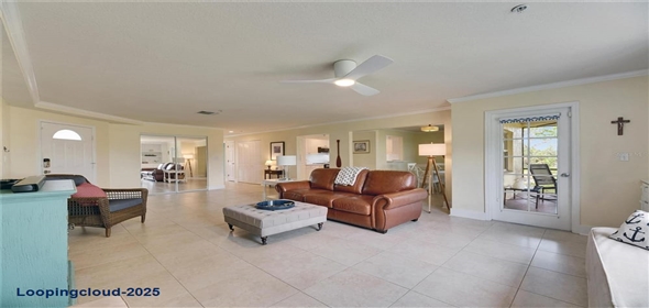 367 BOBBY JONES ROAD #367 Sarasota Florida, 34232 | Charming House