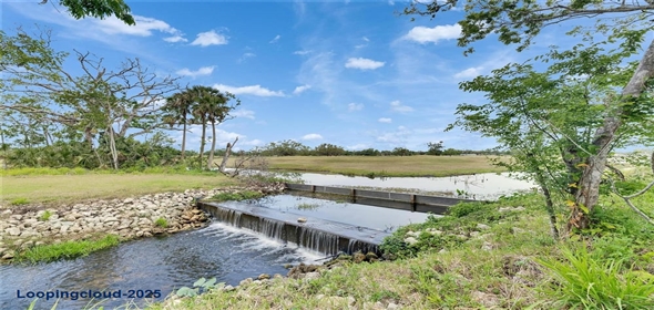 367 BOBBY JONES ROAD #367 Sarasota Florida, 34232 | Charming House