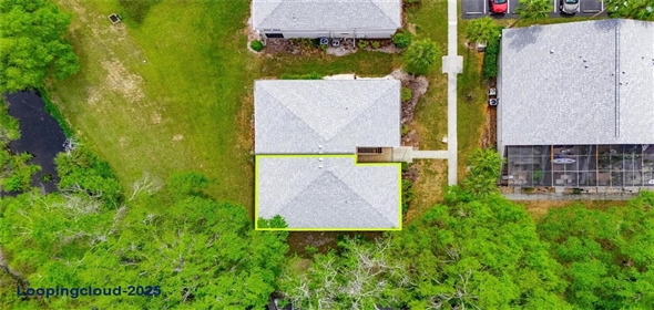 367 BOBBY JONES ROAD #367 Sarasota Florida, 34232 | Charming House