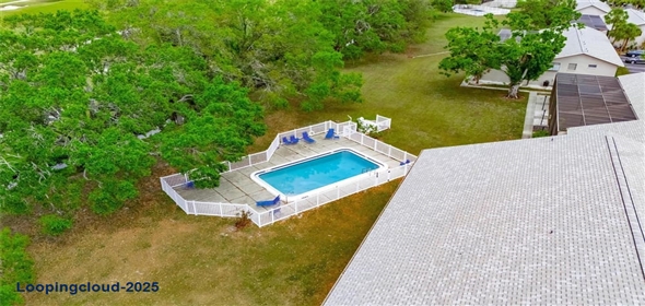 367 BOBBY JONES ROAD #367 Sarasota Florida, 34232 | Charming House