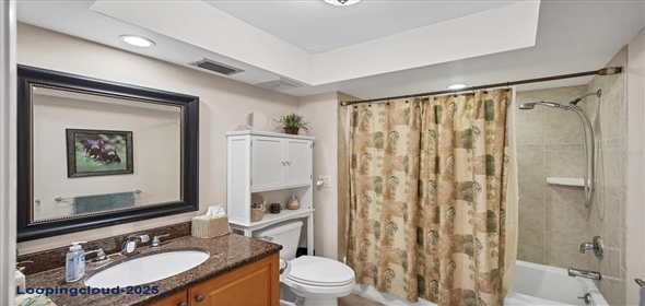 3914 GLEN OAKS MANOR DRIVE Sarasota Florida, 34232 | Beautiful Courtyard villa