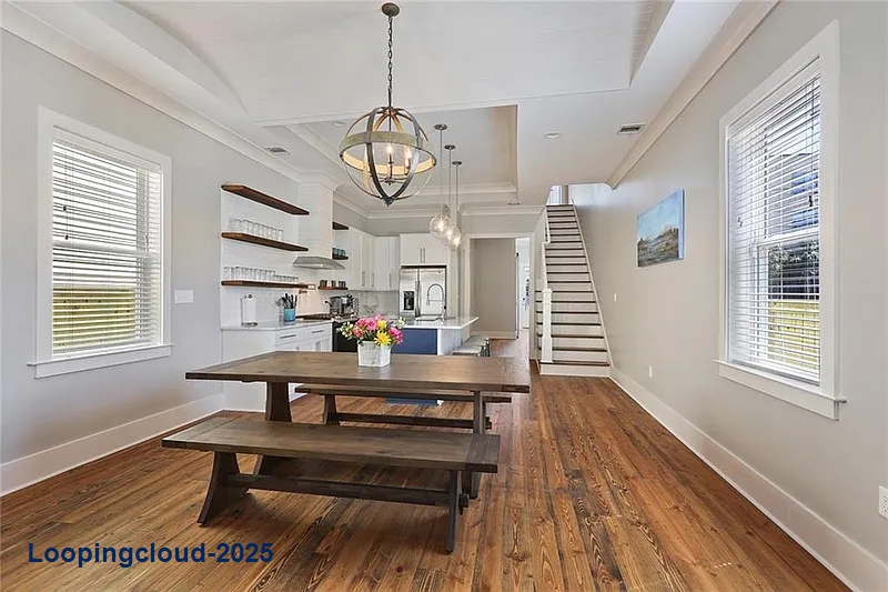 Modern Double Gallery Gem