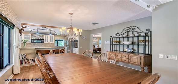 4917 LEATHA LANE Sarasota Florida, 34232 | Exclusive Family Home