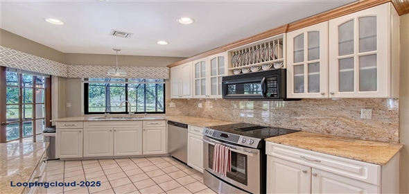 4917 LEATHA LANE Sarasota Florida, 34232 | Exclusive Family Home