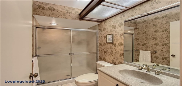 4917 LEATHA LANE Sarasota Florida, 34232 | Exclusive Family Home