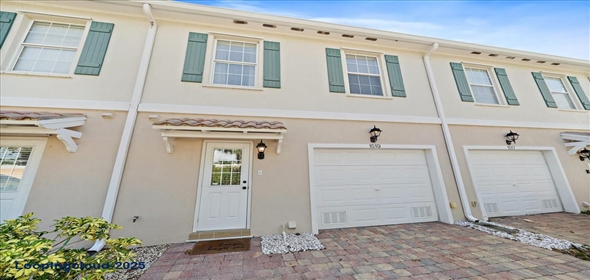 1519 NAPOLI DRIVE E Sarasota Florida, 34232 | Property in an Exclusive Neighborhood