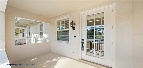 1519 NAPOLI DRIVE E Sarasota Florida, 34232 | Property in an Exclusive Neighborhood