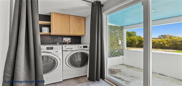 1518 STOEBER AVENUE Sarasota Florida, 34232 | An Exclusive Property