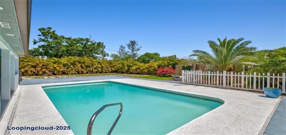 1518 STOEBER AVENUE Sarasota Florida, 34232 | An Exclusive Property