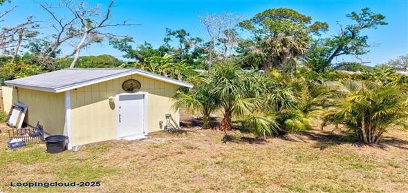 1518 STOEBER AVENUE Sarasota Florida, 34232 | An Exclusive Property