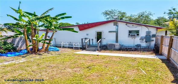 1518 STOEBER AVENUE Sarasota Florida, 34232 | An Exclusive Property