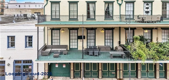 633 Tchoupitoulas St APT 1 New Orleans Louisiana, 70130 | Warehouse District Gem with Massive Parade Route Balcony