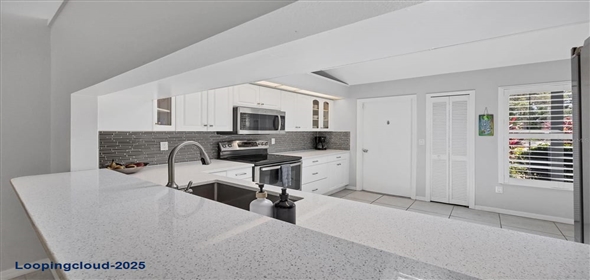 4079 WOODVIEW DRIVE Sarasota Florida, 34232 | Beautiful Ranch Style Home