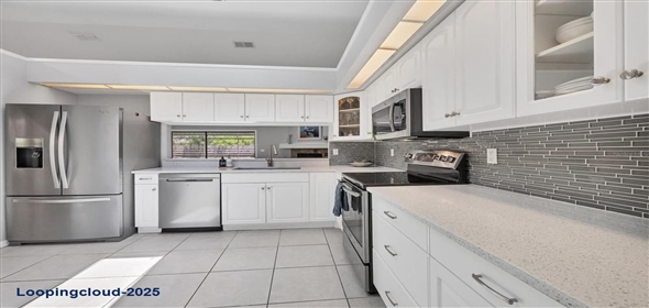 4079 WOODVIEW DRIVE Sarasota Florida, 34232 | Beautiful Ranch Style Home