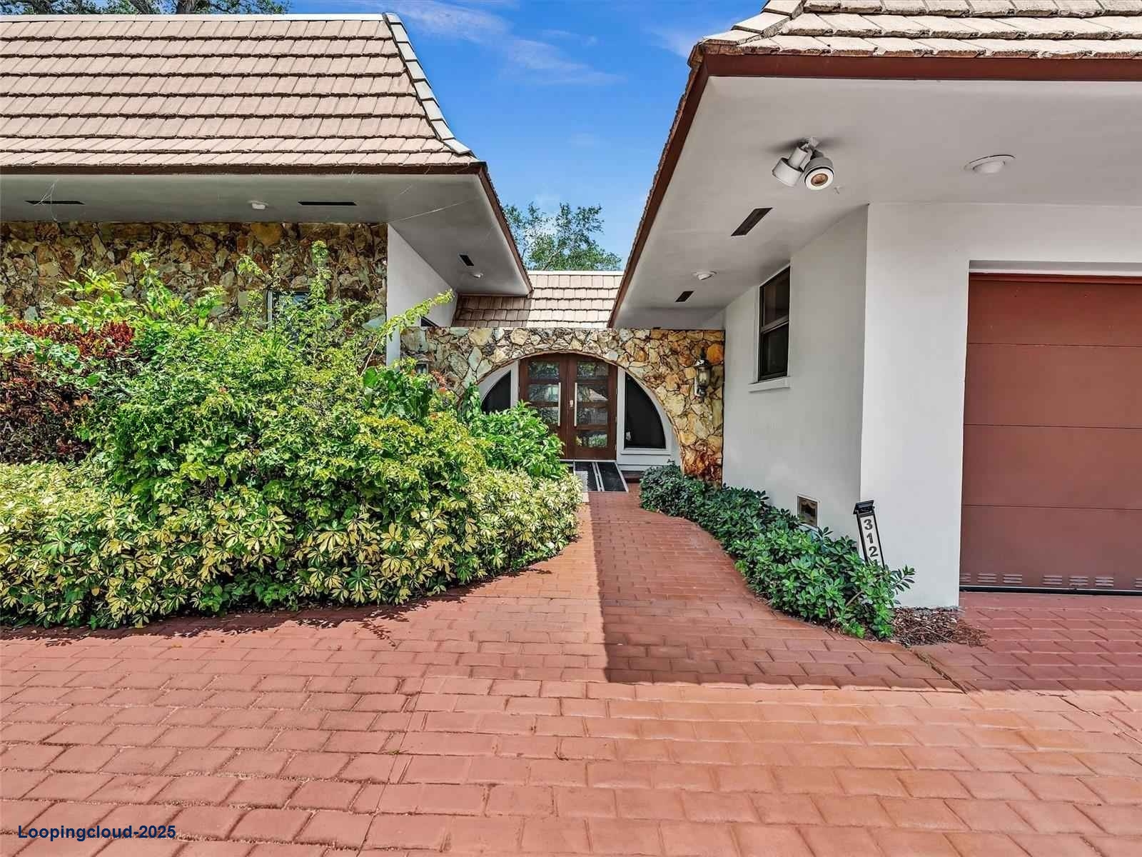 Exquisite 5-Bedroom Estate in Emerald Hills: Timeless Charm Meets Modern Luxury