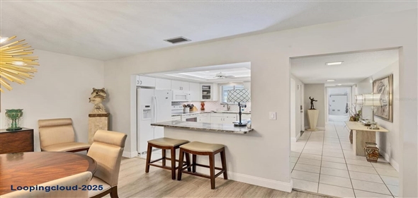 3941 GLEN OAKS DRIVE E #32 Sarasota Florida, 34232 | Lakeview Villa