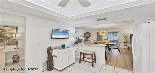 3941 GLEN OAKS DRIVE E #32 Sarasota Florida, 34232 | Lakeview Villa