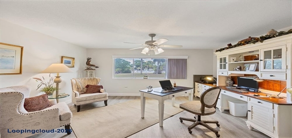 3941 GLEN OAKS DRIVE E #32 Sarasota Florida, 34232 | Lakeview Villa