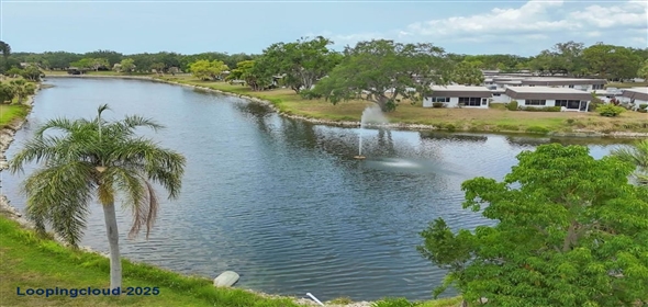 3941 GLEN OAKS DRIVE E #32 Sarasota Florida, 34232 | Lakeview Villa