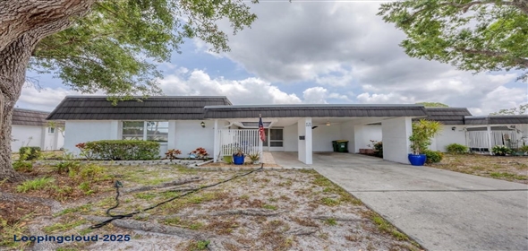 3941 GLEN OAKS DRIVE E #32 Sarasota Florida, 34232 | Lakeview Villa