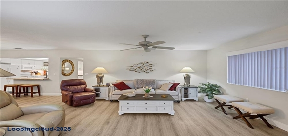 3941 GLEN OAKS DRIVE E #32 Sarasota Florida, 34232 | Lakeview Villa