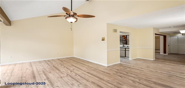 4307 WOODMANS CHART #132 Sarasota Florida, 34235 | Beautifully Updated Home