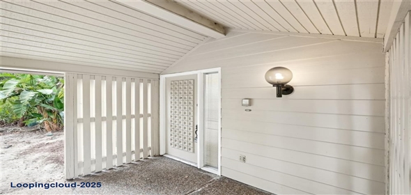 4307 WOODMANS CHART #132 Sarasota Florida, 34235 | Beautifully Updated Home