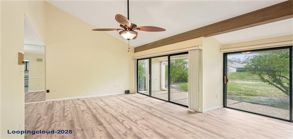 4307 WOODMANS CHART #132 Sarasota Florida, 34235 | Beautifully Updated Home