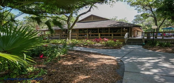 4307 WOODMANS CHART #132 Sarasota Florida, 34235 | Beautifully Updated Home