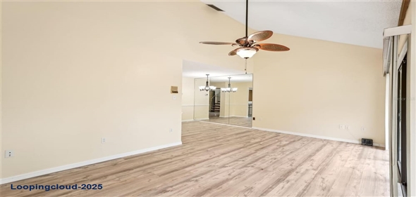 4307 WOODMANS CHART #132 Sarasota Florida, 34235 | Beautifully Updated Home